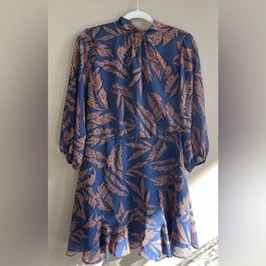 Amberliss Leaf Print High-Neck Mini Dress in navy and rust size large